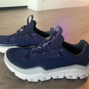 On Running Cloudaway *worn once*